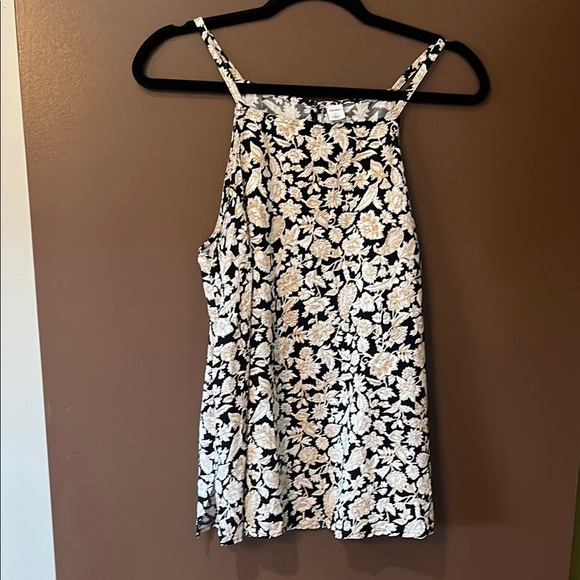 Floral High Neck Halter Sleeveless Top - Picture 2 of 5